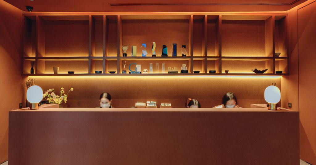 รักษารอยสิวที่ DSK Clinic