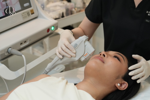 What Is Ultherapy? Does It Really Lift and Contour the Face?